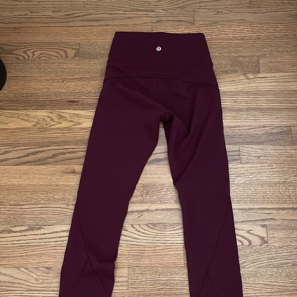 LULULEMON LEGGINGS burgundy color - Picture 3 of 4